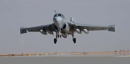 هواپیمای جنگنده EA-6B Prowler