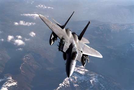 هواپیمای جنگنده F-15C Eagle (اف-۱۵)