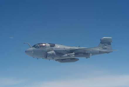 هواپیمای جنگنده EA-6B Prowler