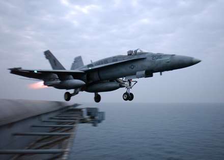 هواپیمای جنگنده F-18A Hornet