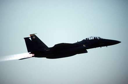 هواپیمای جنگنده F-15E Strike Eagle (اف-۱۵)
