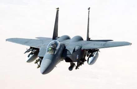 هواپیمای جنگنده F-15E Strike Eagle (اف-۱۵)