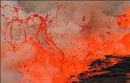 آتشفشان مرگ در خطرناکترین نقطه دنیا