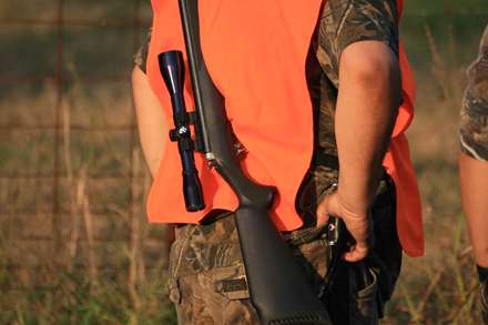 تیر اندازی با اسلحه