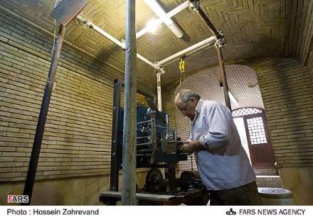 شمارش معکوس برای طنین ناقوس ساعت شمس العماره