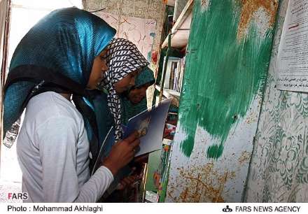 گزارش تصویری از کتابخانه فاطمه ها در کرمان