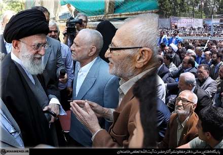 دیدار مقام معظم رهبری با جمعی از کارگران