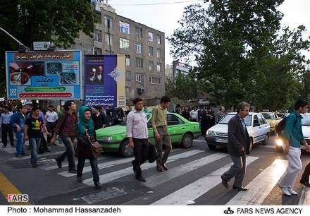 بی نظمی عبور و مرور در خیابانهای تهران