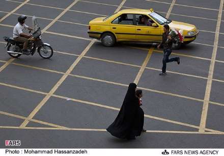 بی نظمی عبور و مرور در خیابانهای تهران