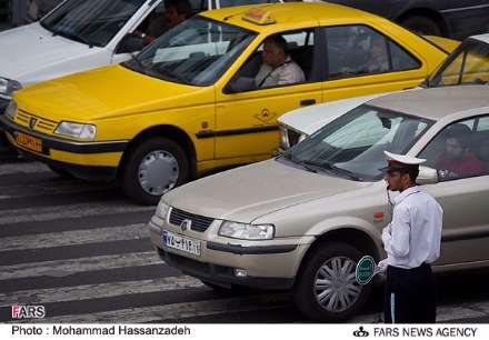 بی نظمی عبور و مرور در خیابانهای تهران