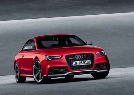 ماشين آئوديrs5 (2012 Audi RS5) قرمز