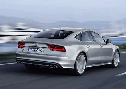 ماشين آئوديs7 (2012 Audi S7) نقره ای