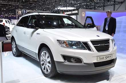 ماشین saab 94x سفید در نمایشگاه اتومبیل ژنو