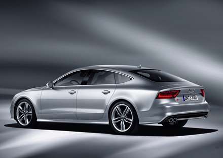 ماشين آئوديs7 (2012 Audi S7) نقره ای