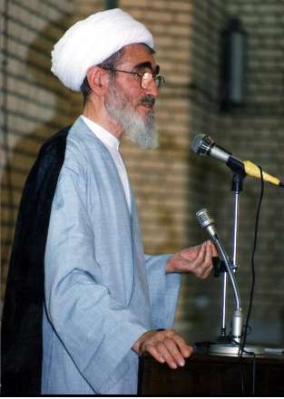 تصاویری از گذر زمان و رفتن عمر بر مرحوم ایت الله علی مشکینی