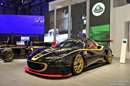 ماشین مسابقه ای سیاه شرکت lotus در نمایشگاه اتومبیل ژنو