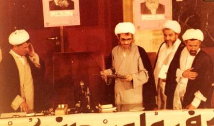 تصاویری از گذر زمان و رفتن عمر بر مرحوم ایت الله علی مشکینی