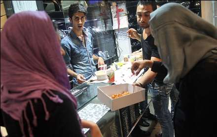 افطار ماه مبارک رمضان در قاب تصاویر