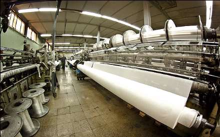 گزارش تصویری از کارخانه پارچه بافی  در تهران