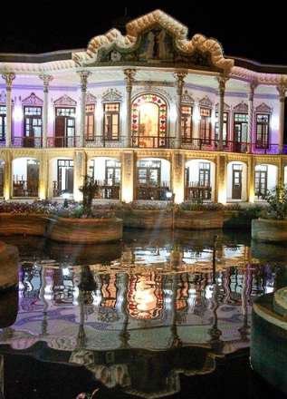 عمارت زیبای «شاپوری» در شیراز