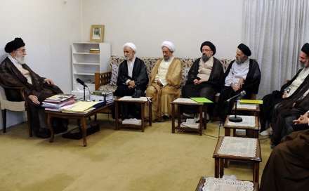 دیدار اعضای شورایعالی حوزه های علمیه با مقام معظم رهبری