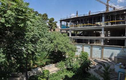 حال خانه‌ی "صادق هدایت " خوب نیست