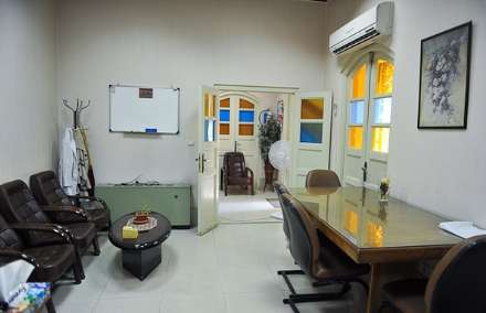 حال خانه‌ی "صادق هدایت " خوب نیست