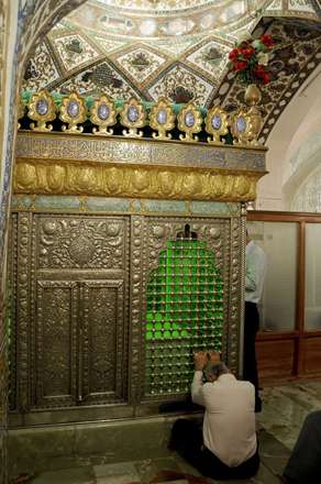 مقبره علامه مجلسی و پدرش در تخت فولاد اصفهان