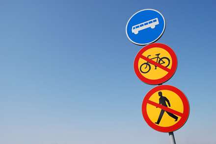 قاب گرافيكي تابلوهاي راهنمايي رانندگي