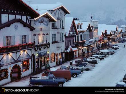 شهري برف گرفته در كريسمس