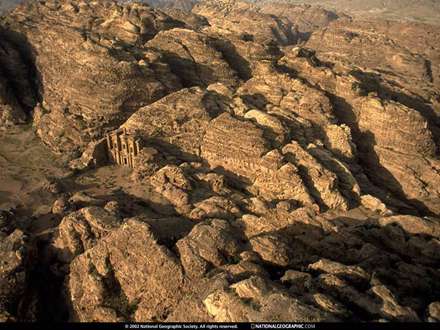 یک قلعه در دل کوهستان