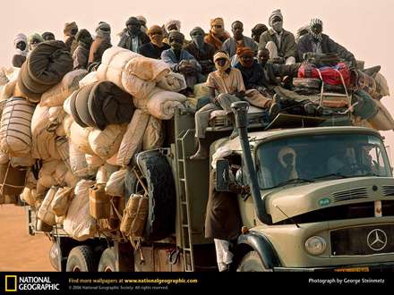 مهاجرت مردم با وسايل