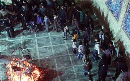 گزارش تصویری آیین سنتی محتشم‌خوانی