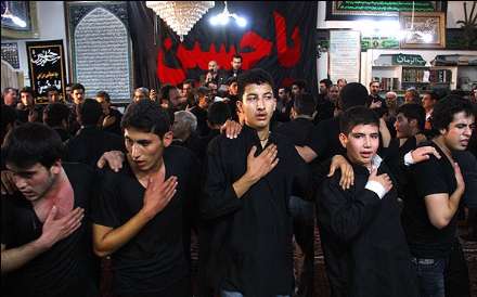 آئین سنتی طشت گذاری در زنجان