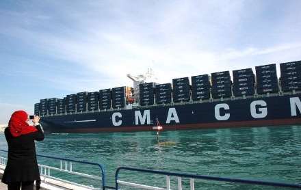 بزرگترين كشتي كانتينربر جهان