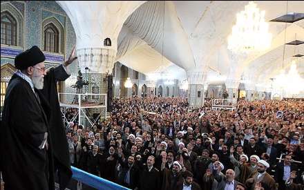 اجتماع زائران حرم رضوی با حضور رهبر معظم انقلاب