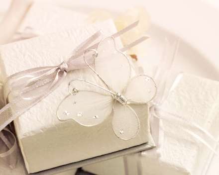 جعبه کادو سفید