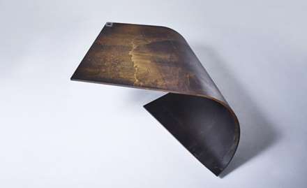 میز ضد جاذبه