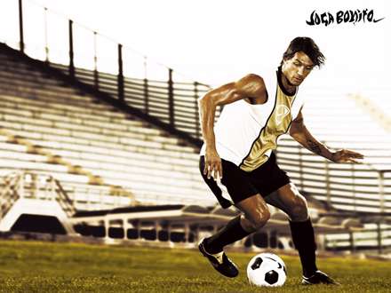 فوتبالییست هنگام تمرین