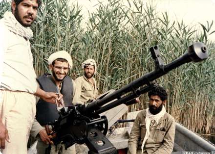 حضور روحانیون رزمنده در جبهه جنگ