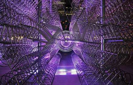 مجسمه ای غول پیکر با استفاده از دوچرخه