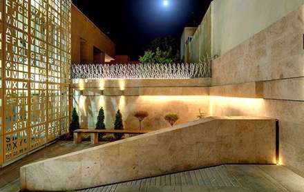 معماری زیبا ساختمان زبان در اصفهان