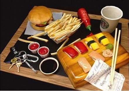 کیک هایی شبیه به وعده های غذایی