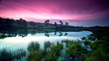 آسمان قرمز دریاچه