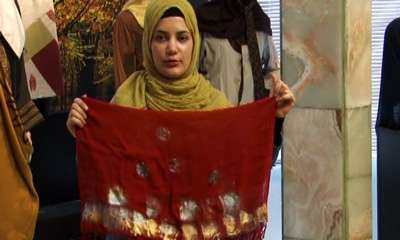 نقاشی روی شال 