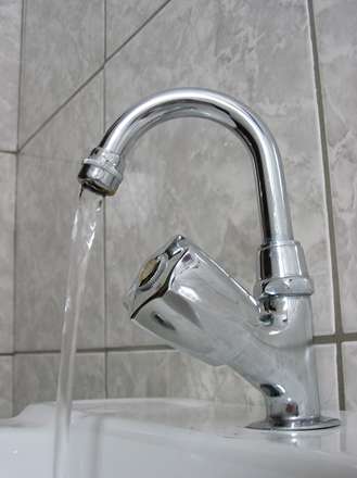 لوله آب باز