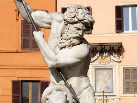 مجسمه ی زیبا