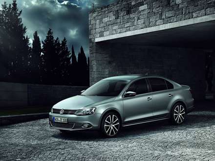 ماشین نقره ای