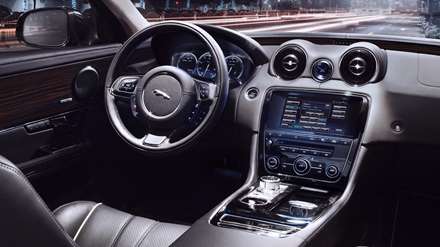 تجهیزات داخلی اتومبیل مدرن