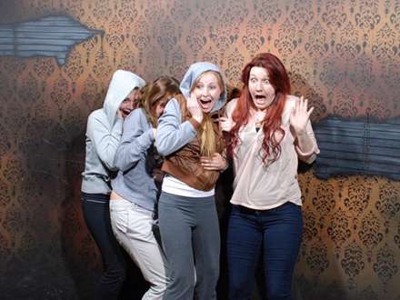 تــصاویری جالب از لـحظه تـرسیدن انسان ها